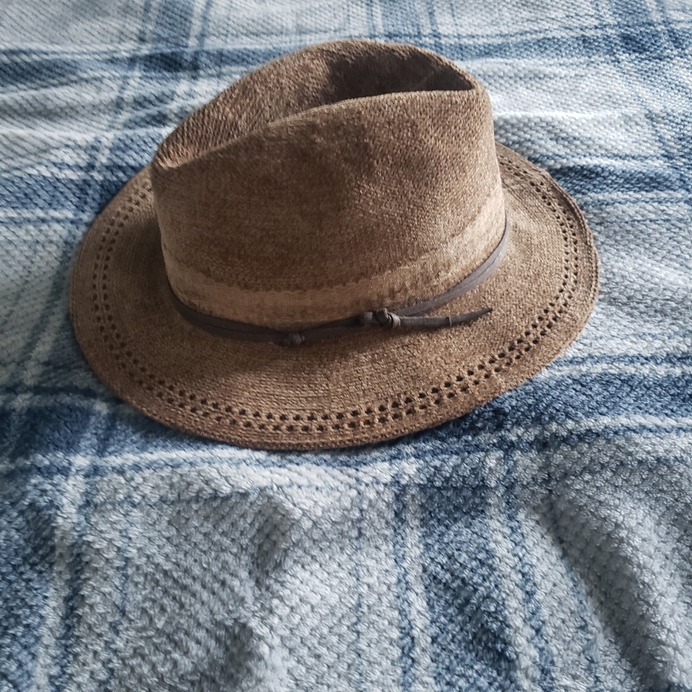 Brown hat